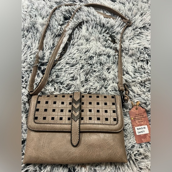 Sam & Hadley vegan leather shoulder purse excellent condition includes 2 straps - Picture 1 of 8